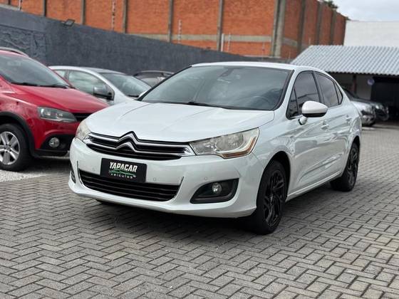 CITROËN C4 LOUNGE 1.6 EXCLUSIVE 16V TURBO GASOLINA 4P AUTOMÁTICO CITROËN C4 LOUNGE 1.6 EXCLUSIVE 16V TURBO GASOLINA 4P AUTOMÁTICO